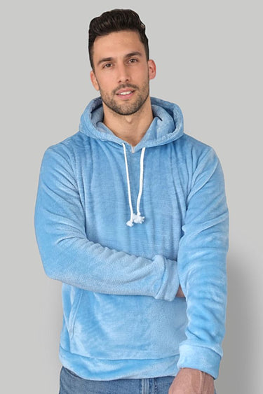 Sudadero Sherpa Fur en color celeste, ideal para mantenerse cálido y a la moda.